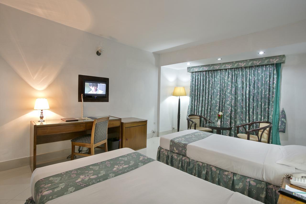 Hotel Purbani International Ltd. Dhaka Exteriör bild